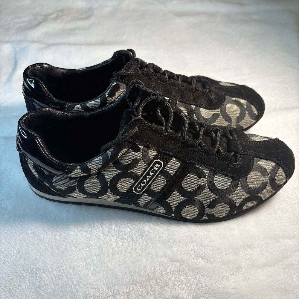 Vintage Coach Kathleen signature black/gray 
jacquard sneakers